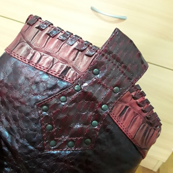 ⭐️ SALE ⭐️ NEW Red leather heeled boots - Picture 7 of 8